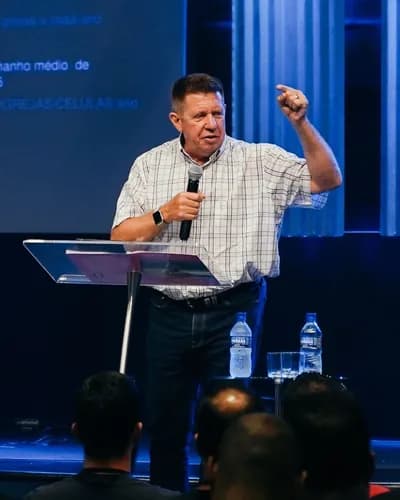 Dr. Hendrik Vorster speaking at a church planting conference